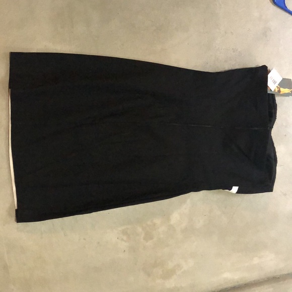 Black and White Tight Strapless Cocktail Dress - Picture 2 of 10